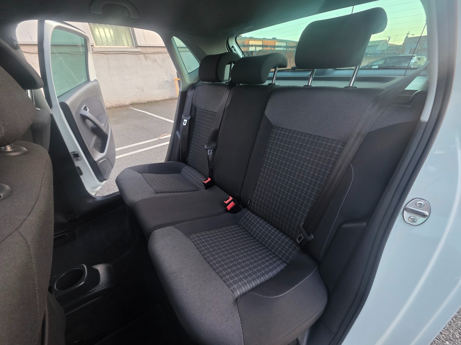 Used Volkswagen Polo 2017 for sale - 77057126: Photo 11