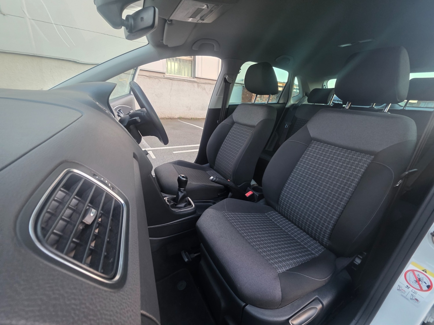 Used Volkswagen Polo 2017 for sale - 77057126: Photo 8