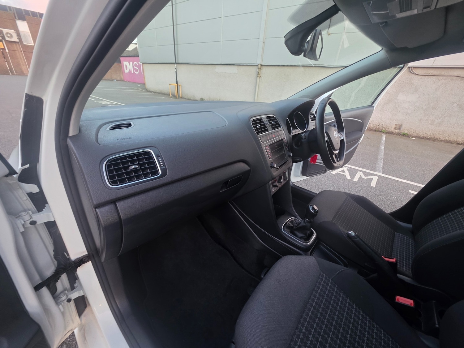 Used Volkswagen Polo 2017 for sale - 77057126: Photo 9