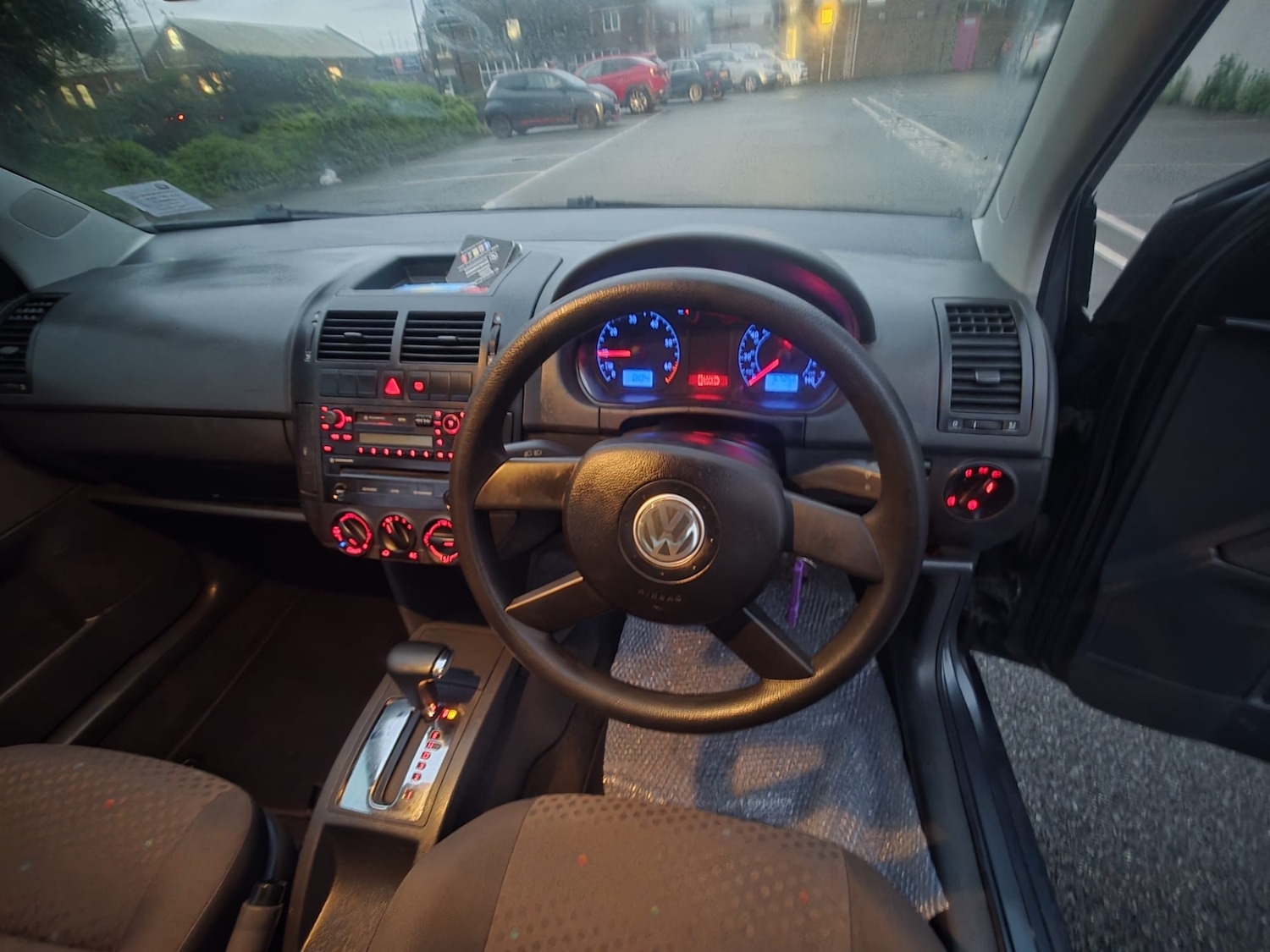 Used Volkswagen Polo 2004 for sale - 78045412: Photo 5