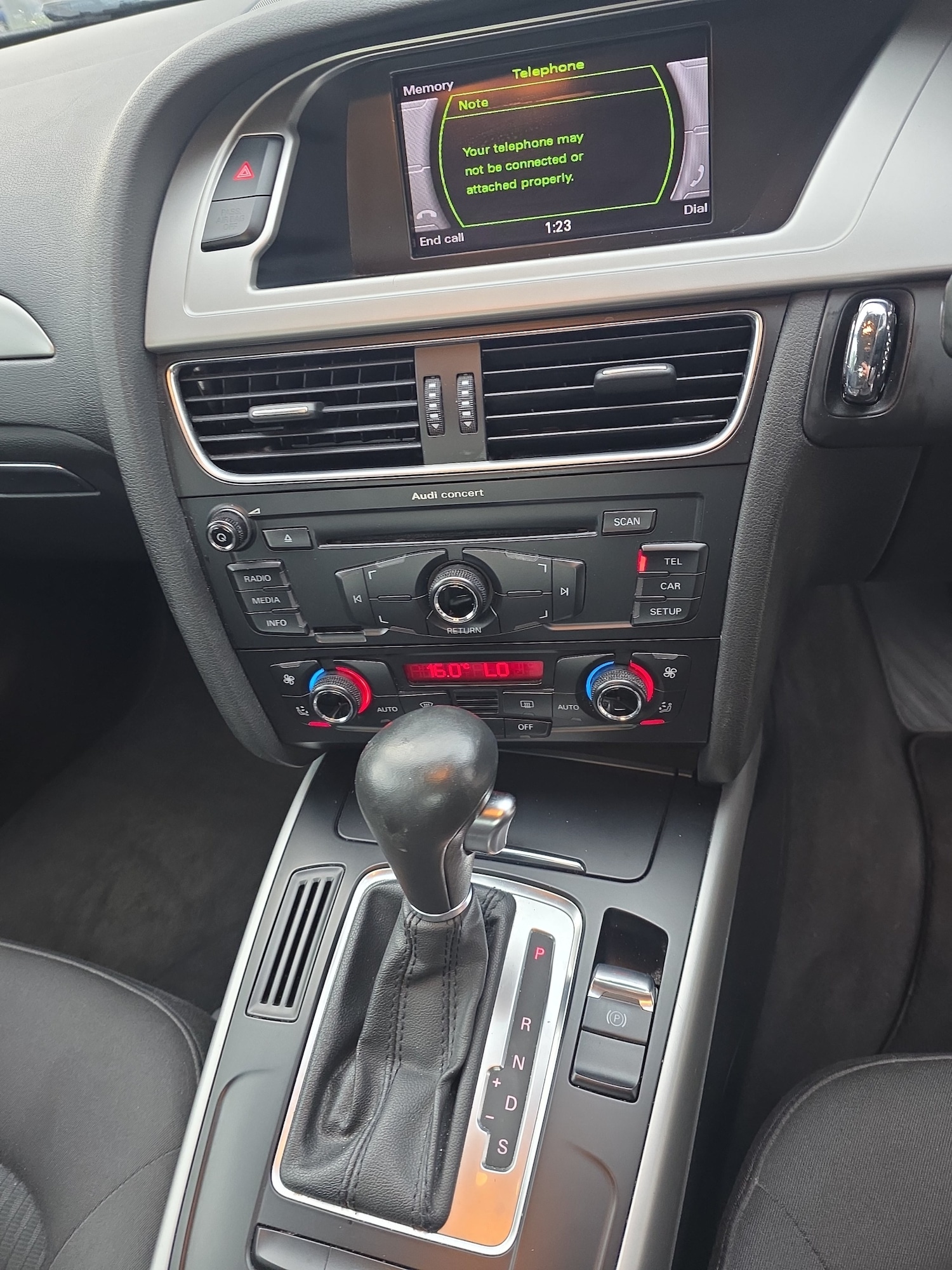 Used Audi A4 2011 for sale - 76897359: Photo 13