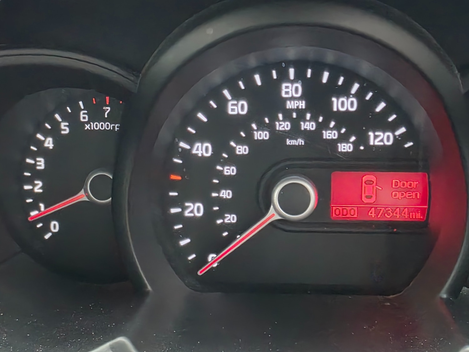 Used Kia Picanto 2013 for sale - 76249754: Photo 9