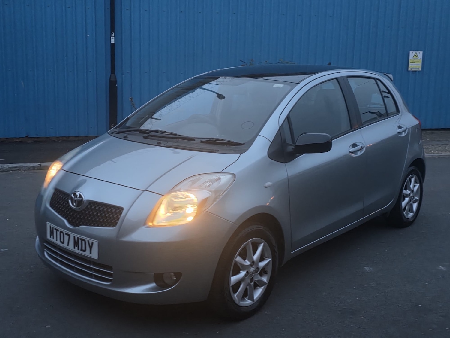 Used Toyota Yaris 2007 for sale - 78150376: Photo 2