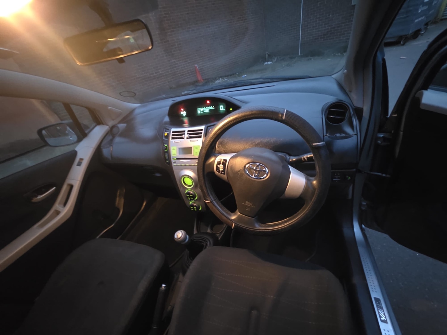 Used Toyota Yaris 2007 for sale - 78150376: Photo 7