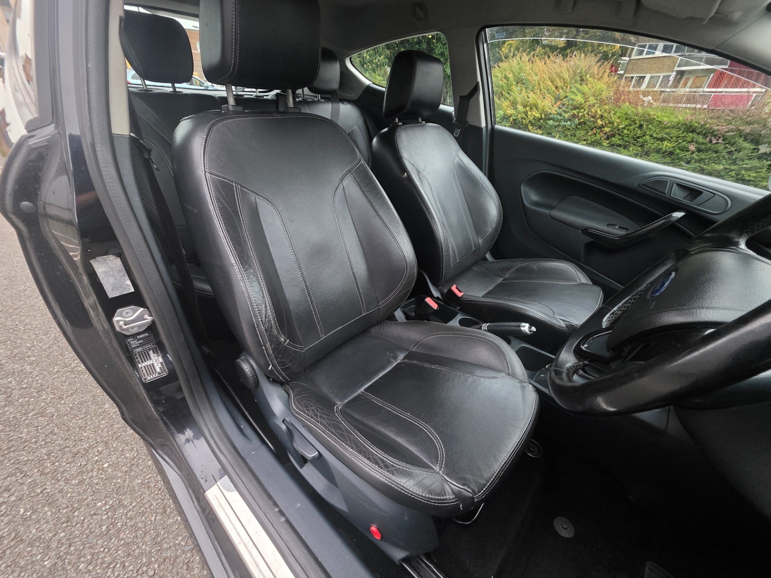 Used Ford Fiesta 2011 for sale - 76246345: Photo 13