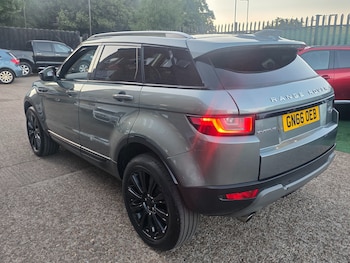 Used Land Rover Range Rover Evoque 2016 for sale - 79360598: Photo