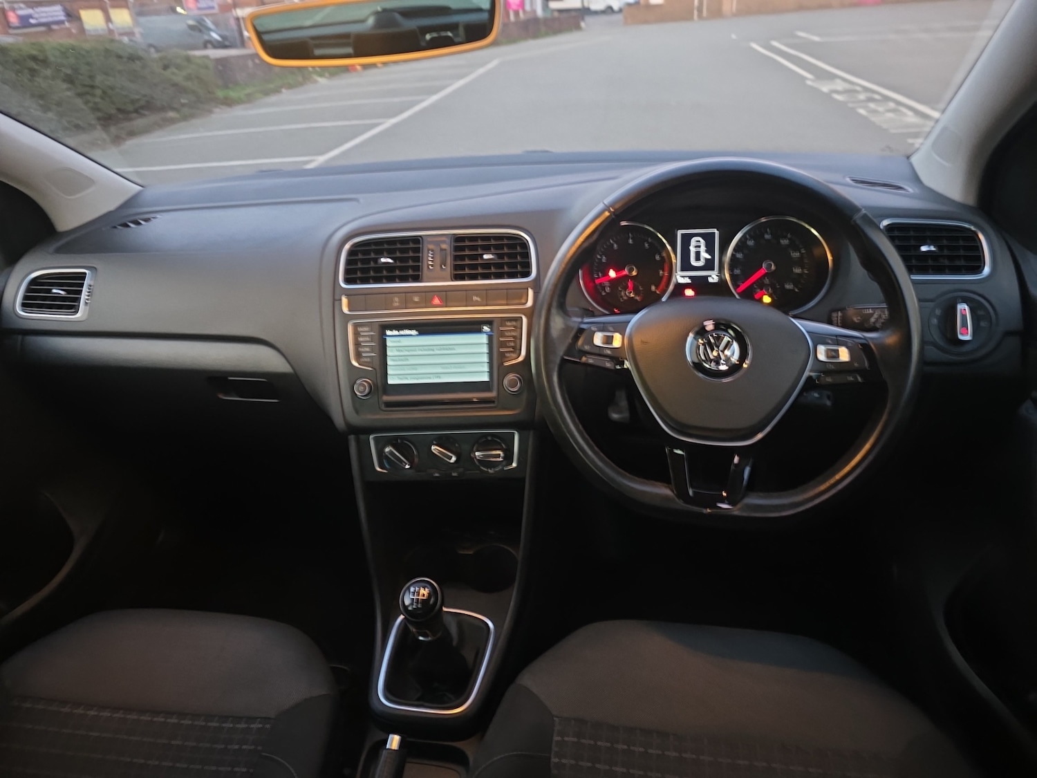 Used Volkswagen Polo 2017 for sale - 77073403: Photo 11