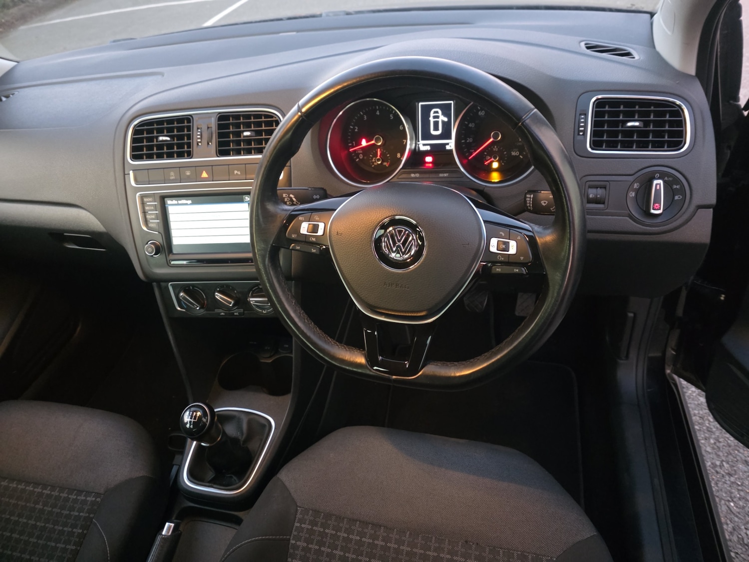 Used Volkswagen Polo 2017 for sale - 77073403: Photo 12