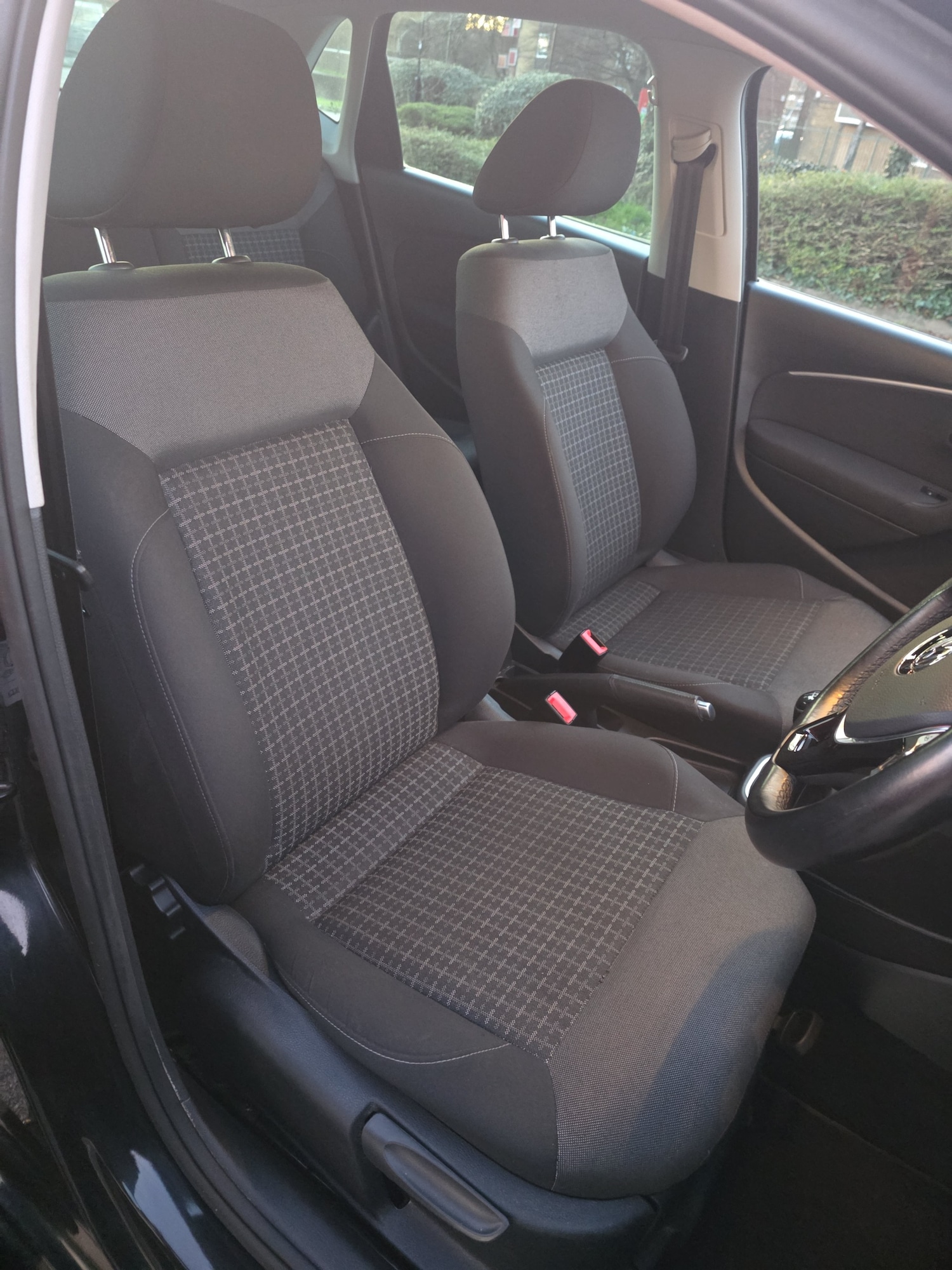 Used Volkswagen Polo 2017 for sale - 77073403: Photo 13