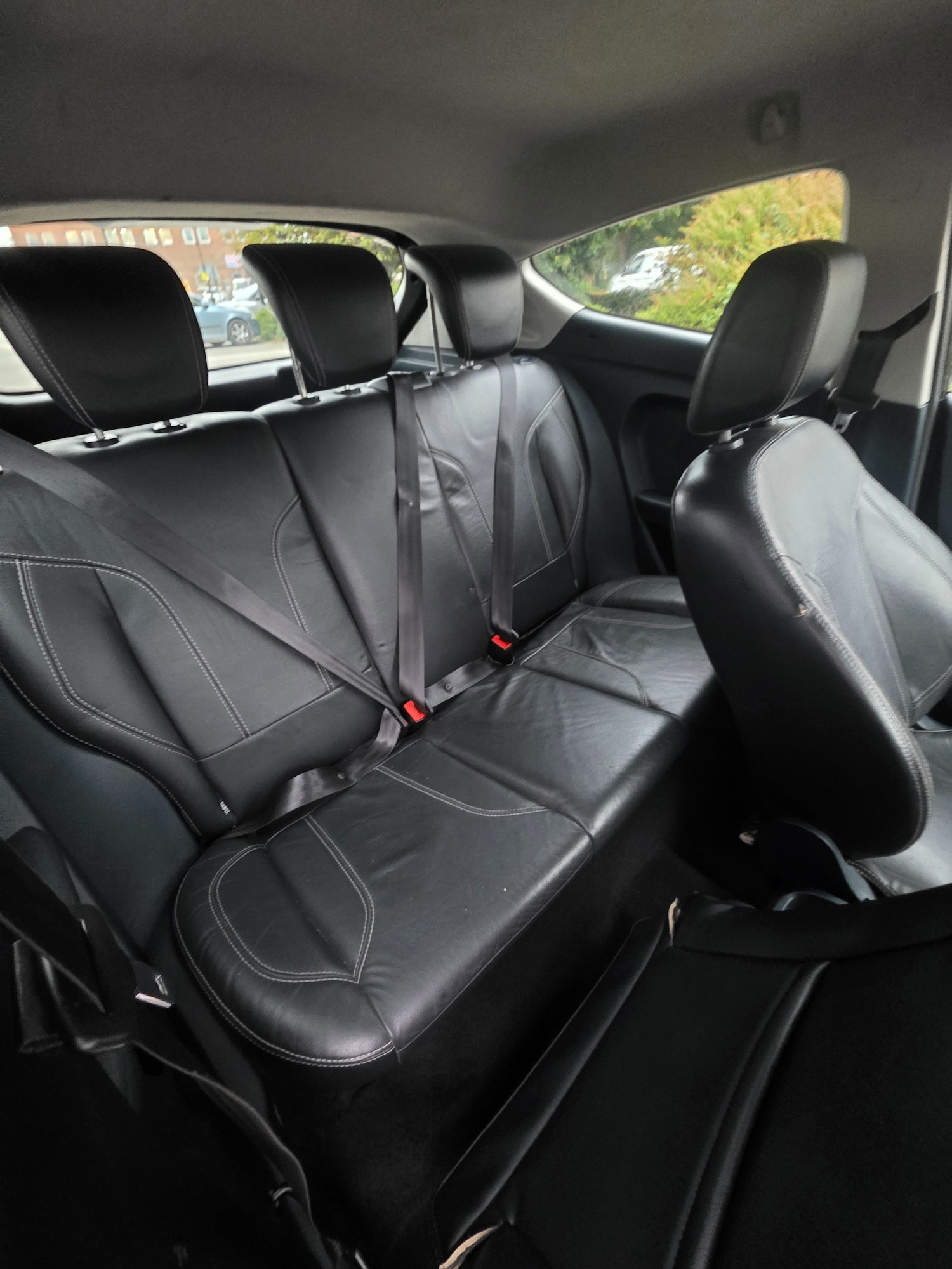 Used Ford Fiesta 2011 for sale - 76946176: Photo 16