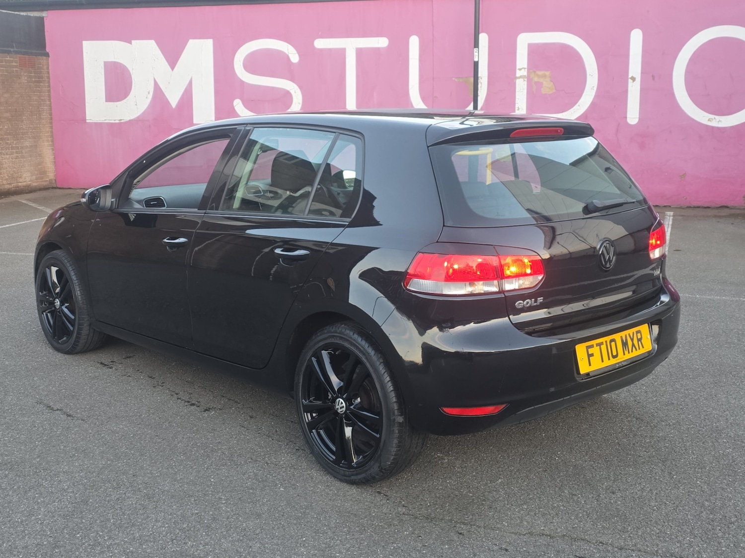 Used Volkswagen Golf 2010 for sale - 76673033: Photo 9