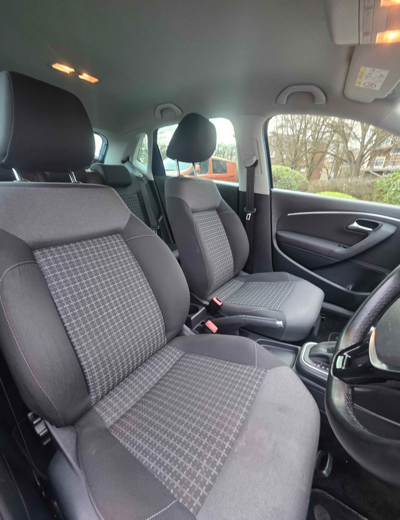 Used Volkswagen Polo 2016 for sale - 78042963: Photo 11