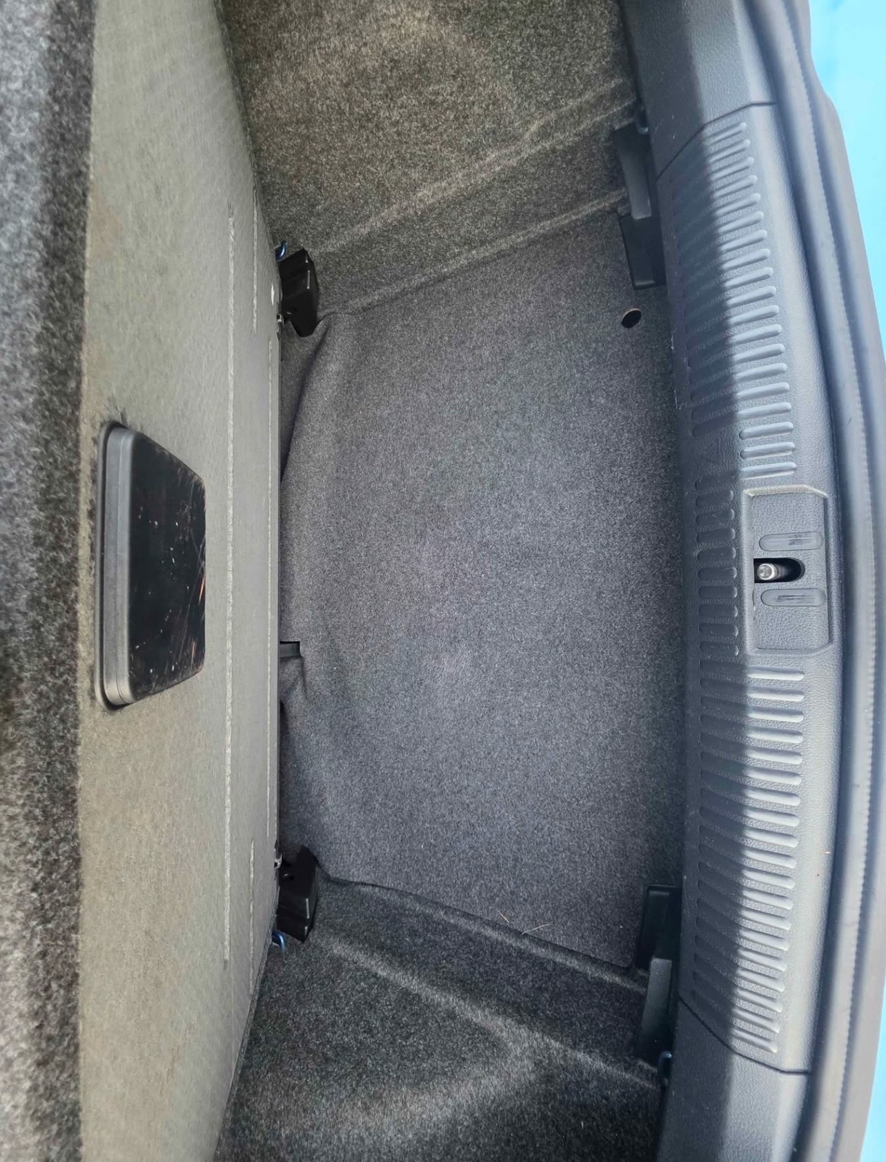 Used Volkswagen Polo 2016 for sale - 78042963: Photo 9