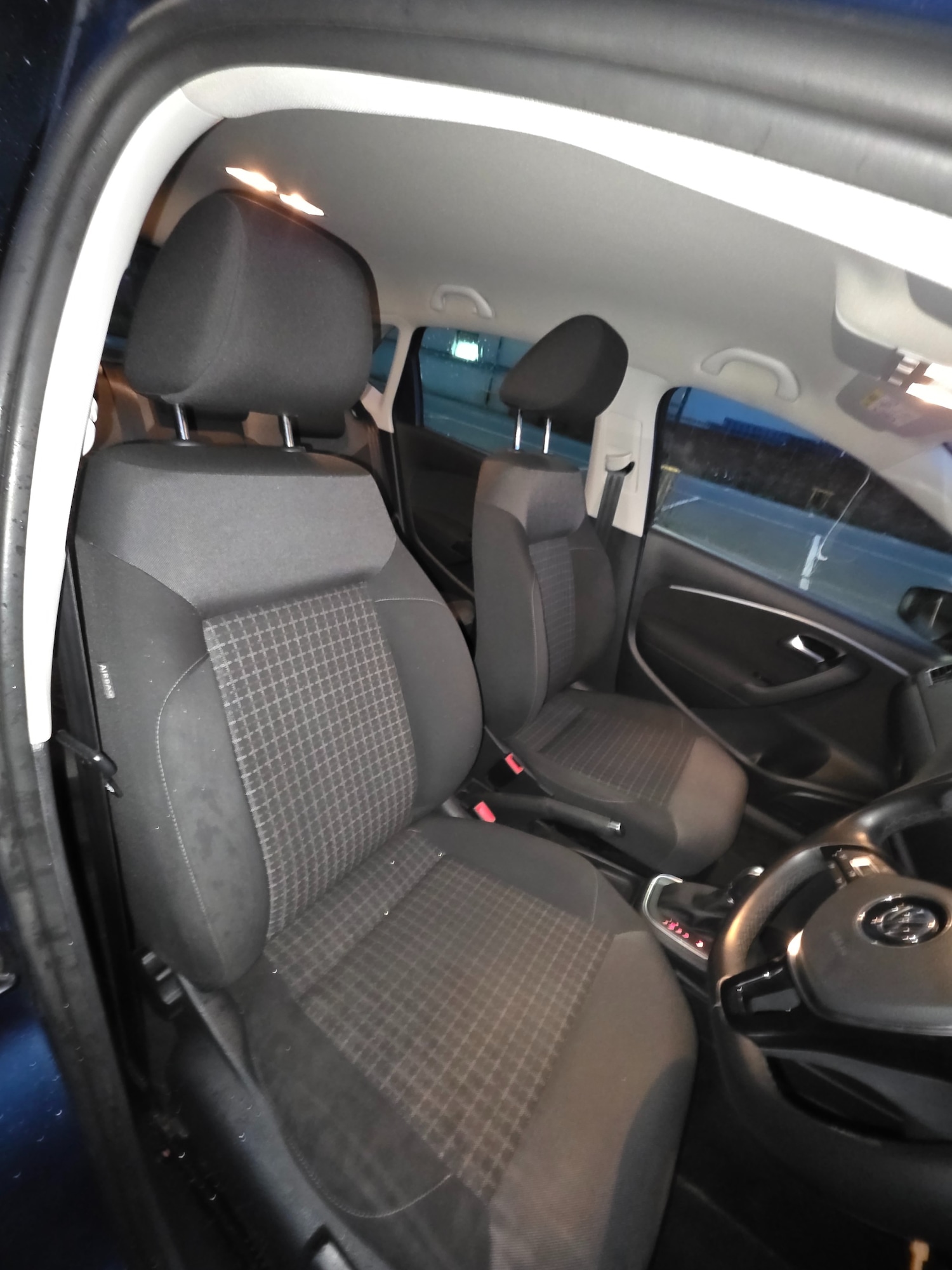 Used Volkswagen Polo 2016 for sale - 77459887: Photo 11