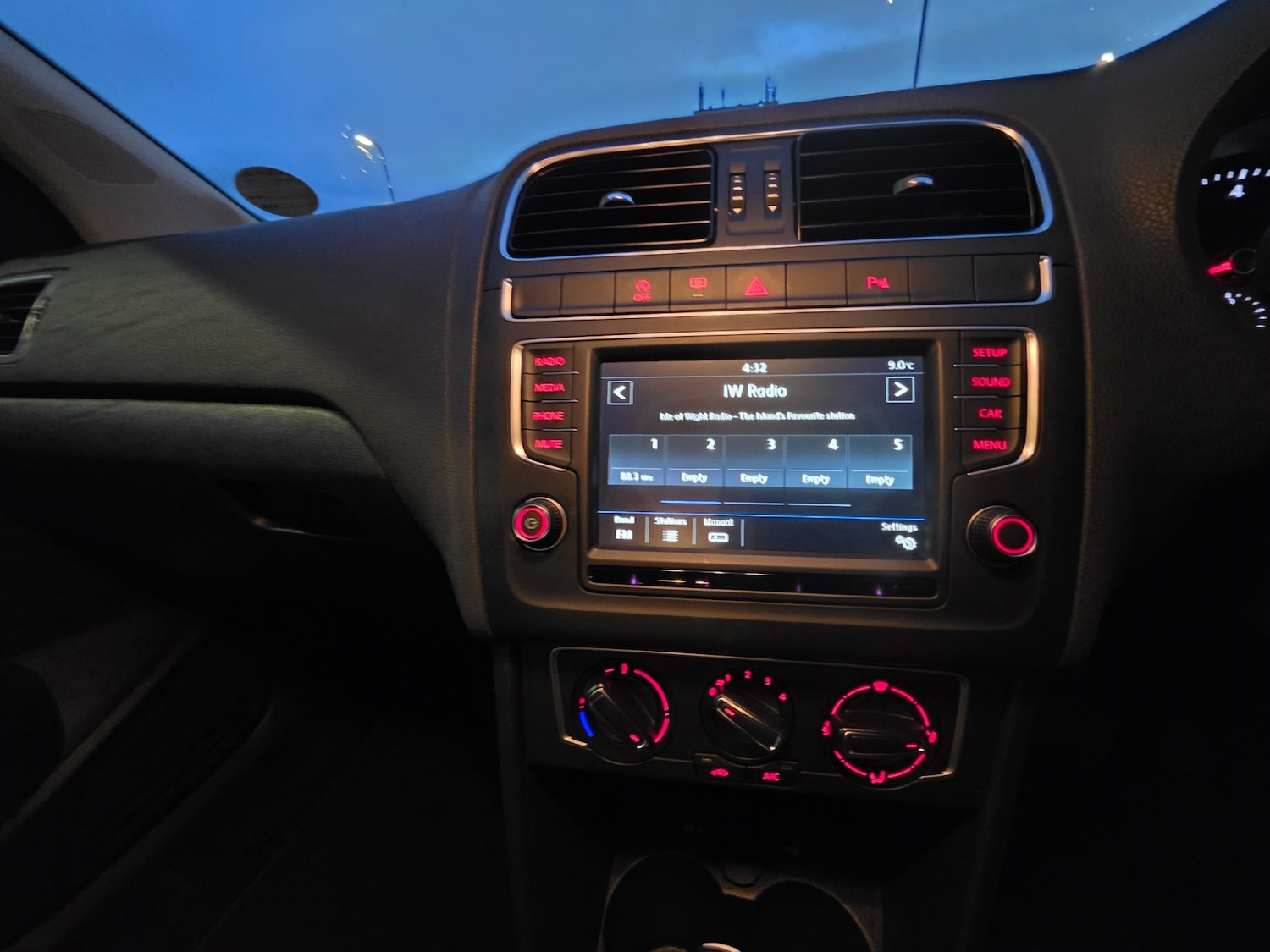 Used Volkswagen Polo 2016 for sale - 77459887: Photo 15