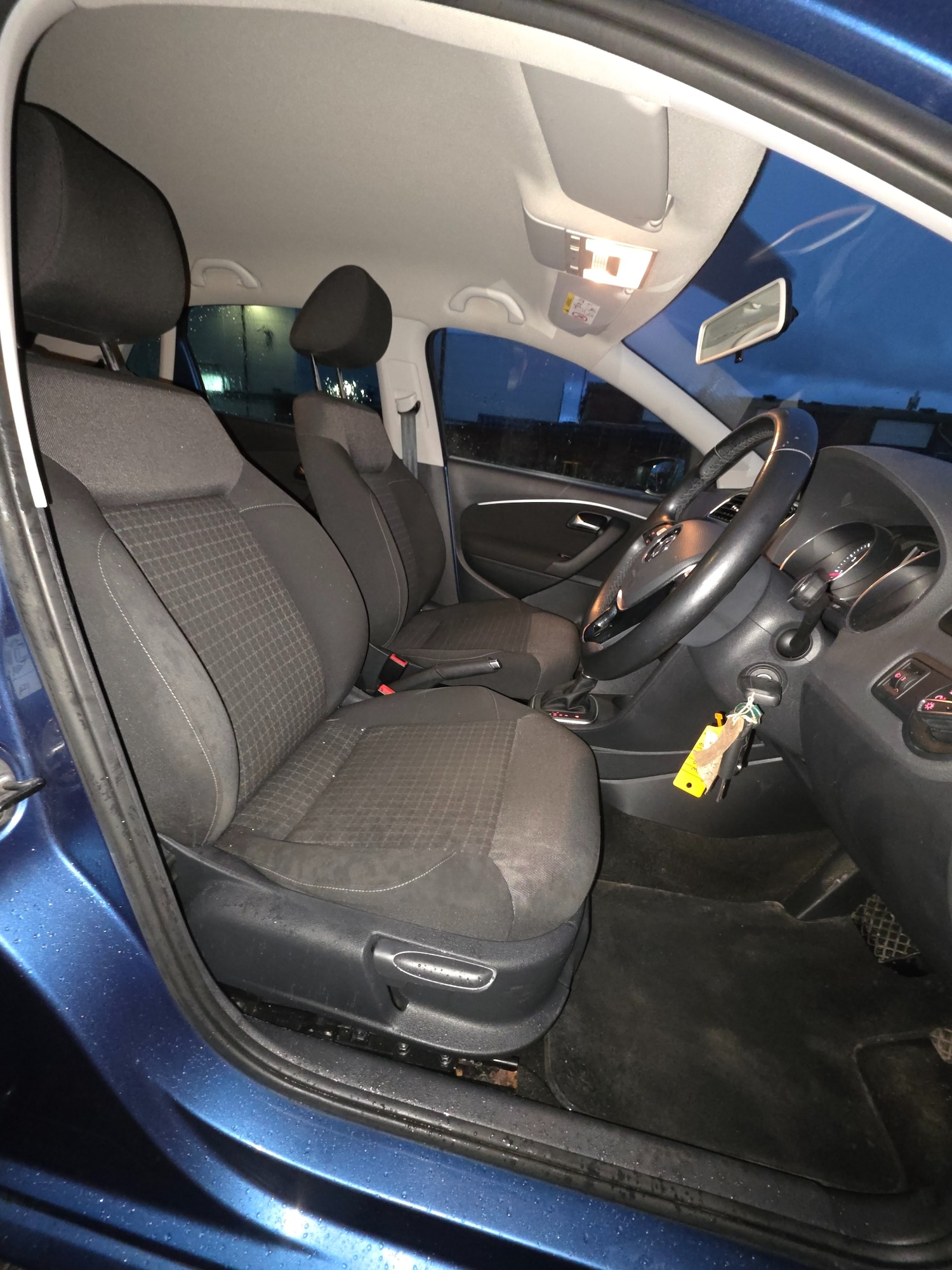 Used Volkswagen Polo 2016 for sale - 77459887: Photo 21