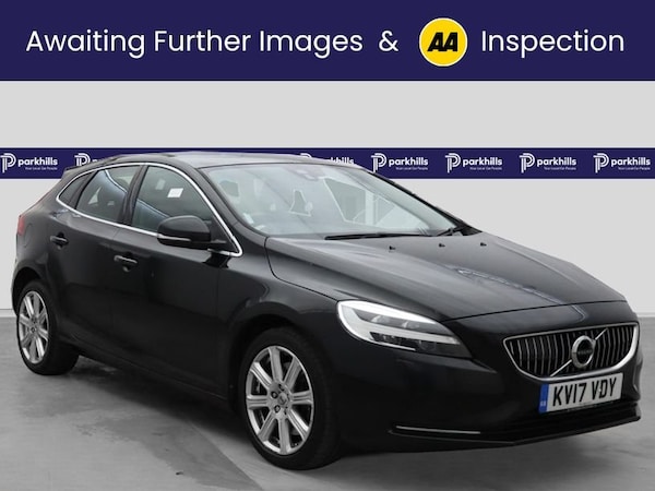 Used Volvo V40 2017 for sale - 76210743: Photo 1