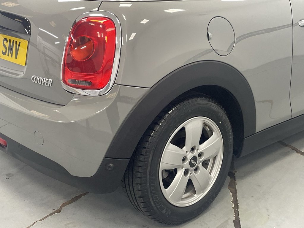 Used MINI Convertible 2018 for sale - 76510213: Photo 22