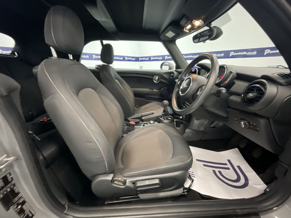 Used MINI Convertible 2018 for sale - 76510213: Photo 35