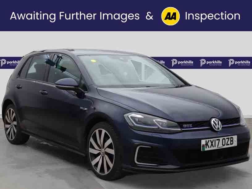 Used Volkswagen Golf 2017 for sale - 76454741: Photo 1