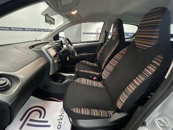 Used Citroen C1 2015 for sale - 76110454: Photo