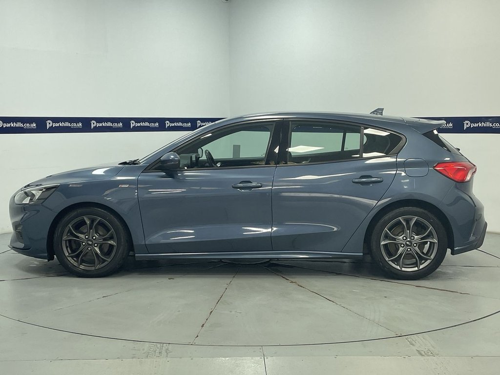 Used Ford Focus 2019 for sale - 76118898: Photo 2