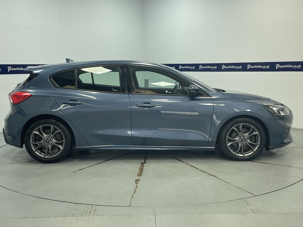 Used Ford Focus 2019 for sale - 76118898: Photo 9