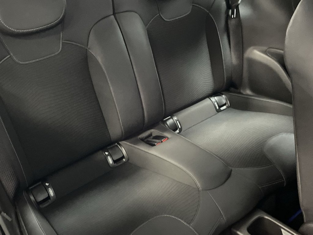 Used Vauxhall ADAM 2019 for sale - 76110450: Photo 20