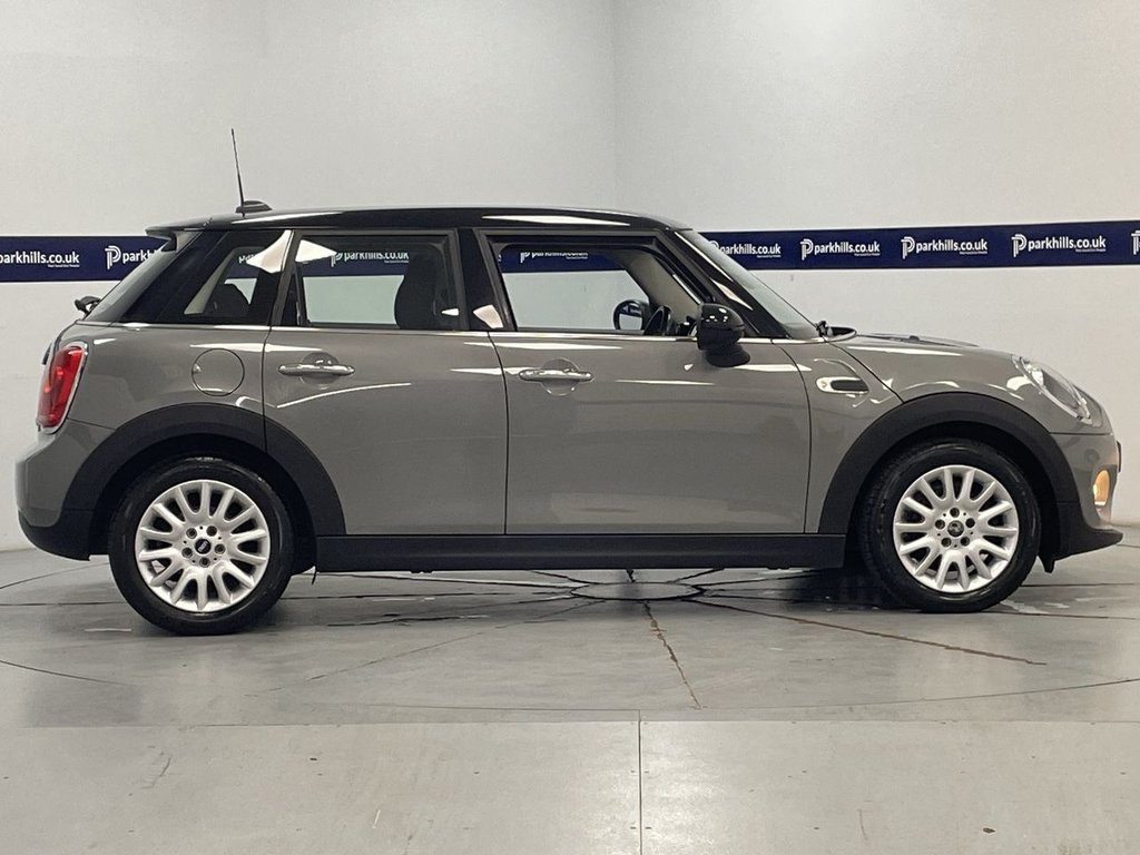 Used MINI Hatch 2015 for sale - 76396231: Photo 9