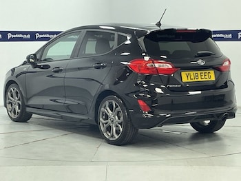 Used Ford Fiesta 2018 for sale - 76110408: Photo 3