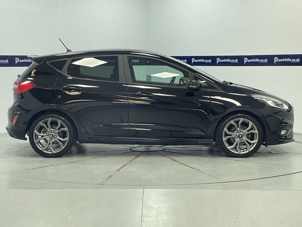 Used Ford Fiesta 2018 for sale - 76110408: Photo 9