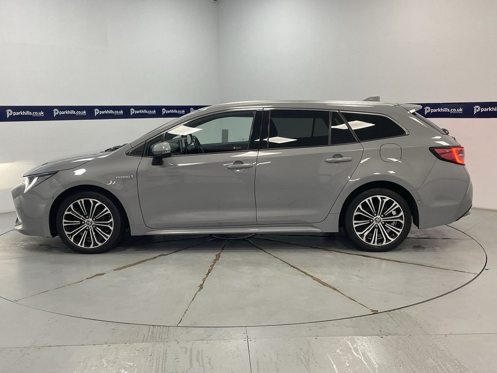 Used Toyota Corolla 2021 for sale - 76256626: Photo 2