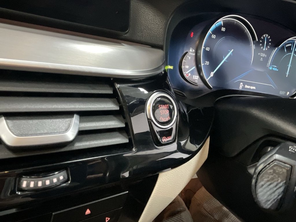 Used BMW 5 Series 2017 for sale - 76132561: Photo 43