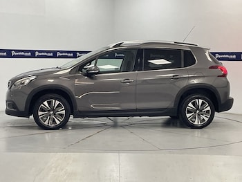Used Peugeot 2008 2017 for sale - 76118622: Photo