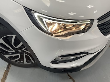Used Vauxhall Grandland X 2019 for sale - 76110439: Photo 3