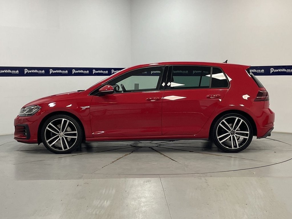 Used Volkswagen Golf 2018 for sale - 76367484: Photo 2