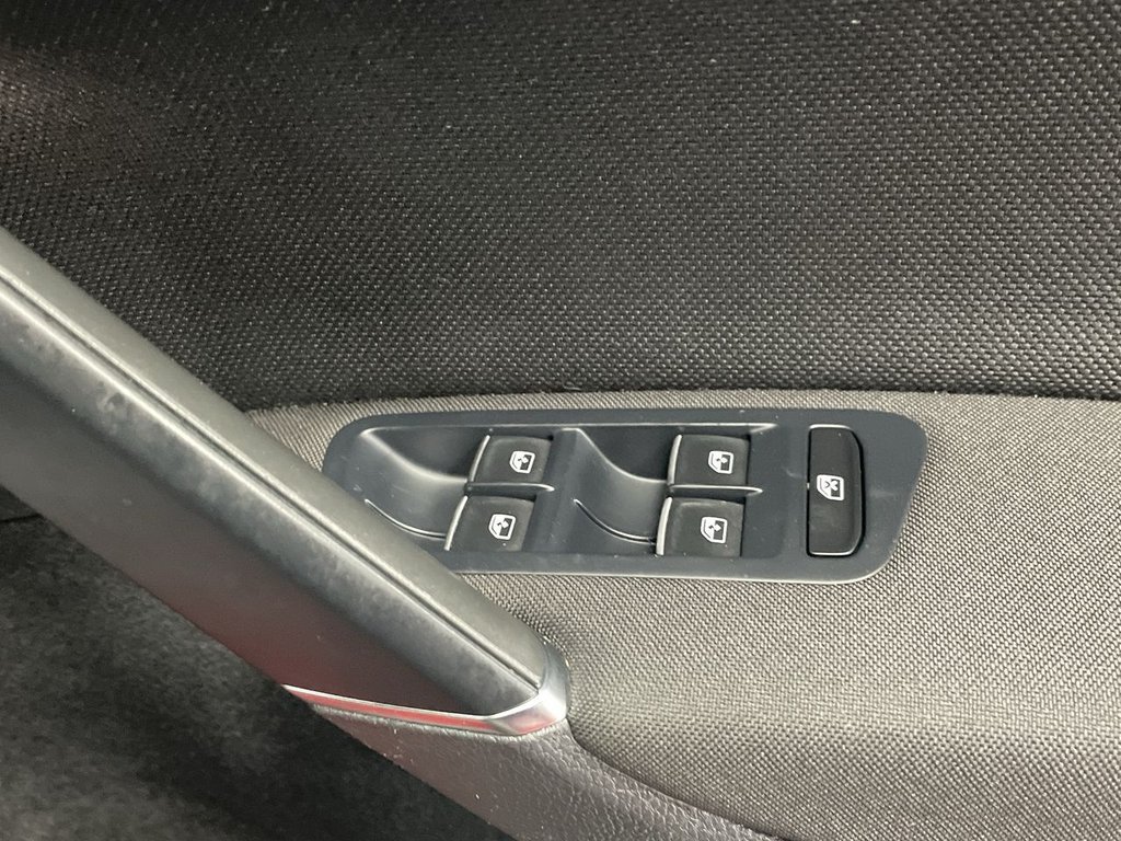 Used Volkswagen Golf 2018 for sale - 76367484: Photo 32