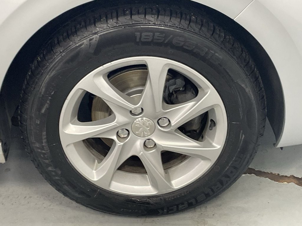 Used Peugeot 208 2017 for sale - 76631887: Photo 13