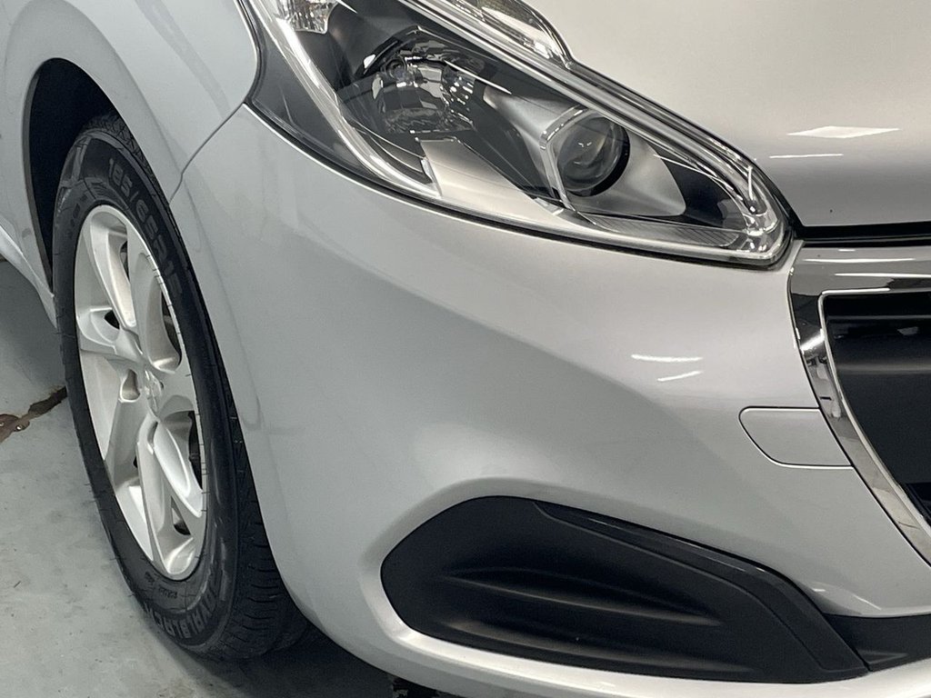 Used Peugeot 208 2017 for sale - 76631887: Photo 18