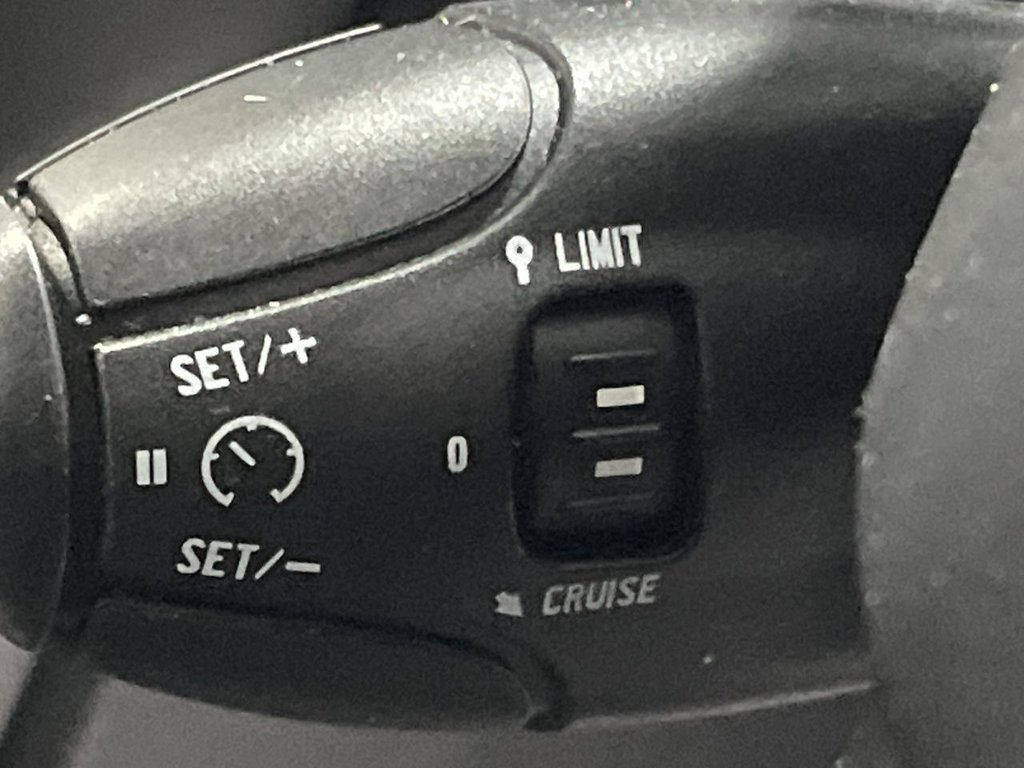 Used Peugeot 208 2017 for sale - 76631887: Photo 31