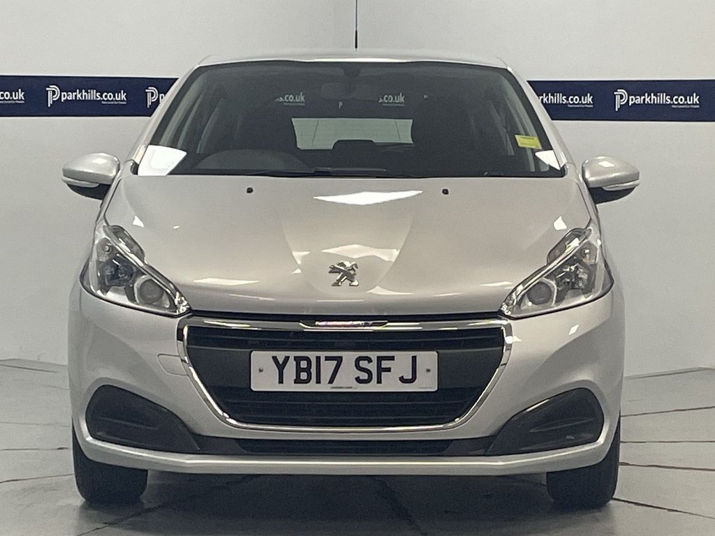 Used Peugeot 208 2017 for sale - 76631887: Photo 6