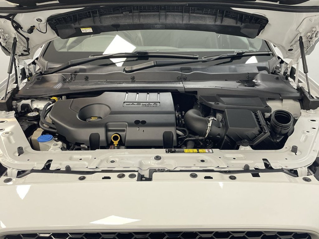 Used Jaguar E-Pace 2019 for sale - 76110420: Photo 35