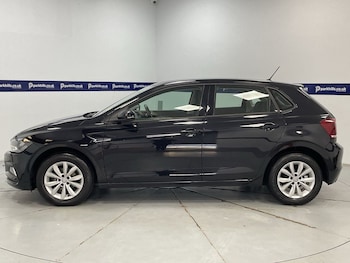 Used Volkswagen Polo 2018 for sale - 76559390: Photo