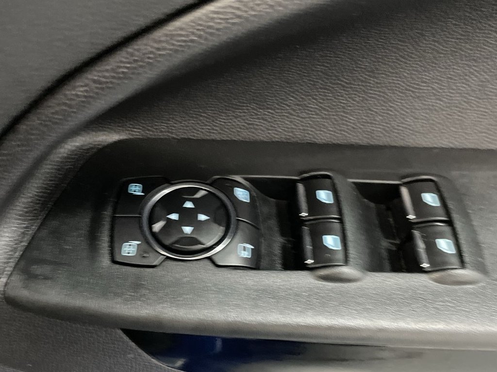Used Ford Ecosport 2018 for sale - 76110443: Photo 32