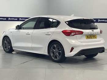 Used Ford Focus 2019 for sale - 76386339: Photo