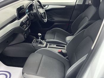 Used Ford Focus 2019 for sale - 76386190: Photo