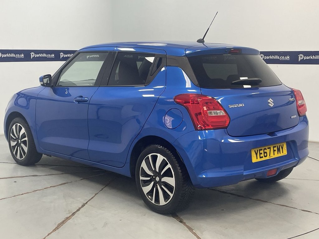 Used Suzuki Swift 2017 for sale - 76267285: Photo 4