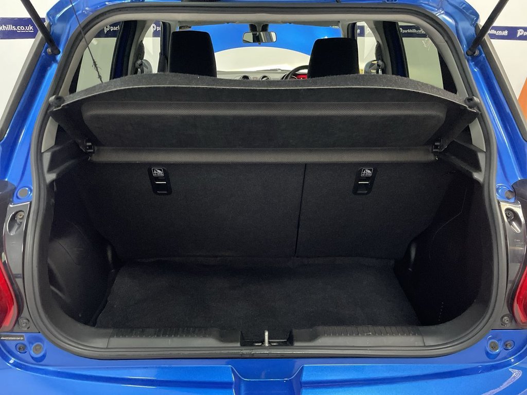 Used Suzuki Swift 2017 for sale - 76267285: Photo 41