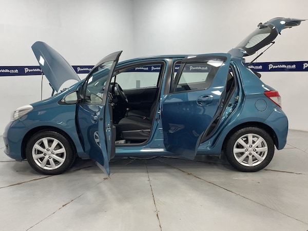 Used Toyota Yaris 2013 for sale - 76256777: Photo 19