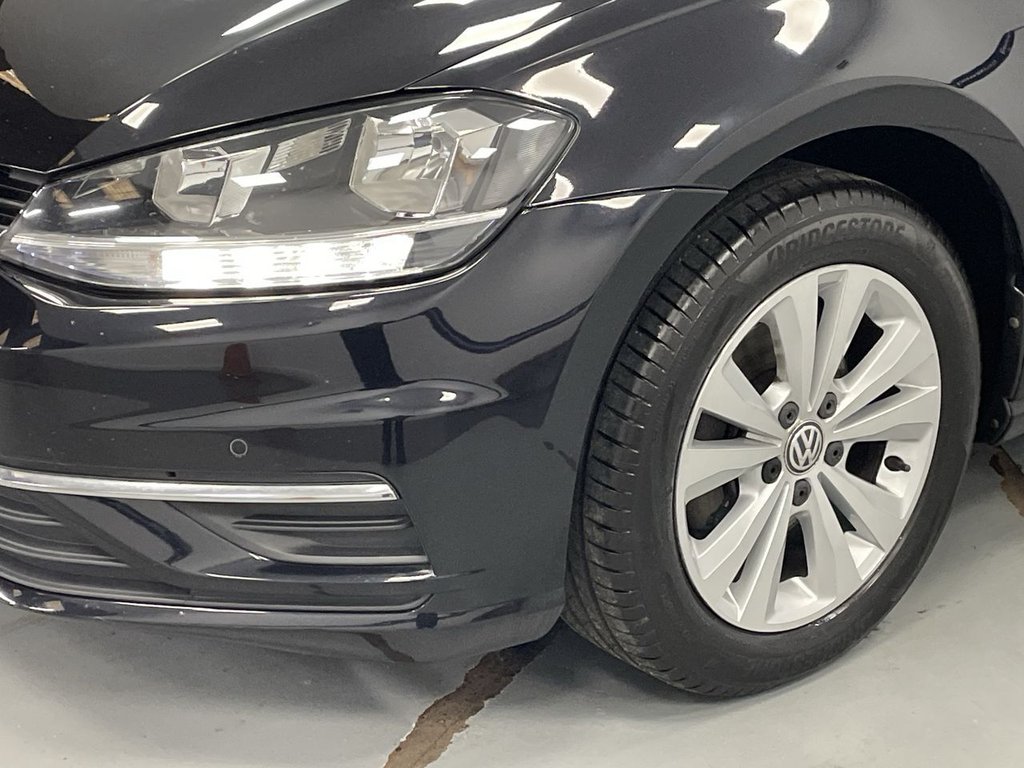 Used Volkswagen Golf 2017 for sale - 76110448: Photo 11